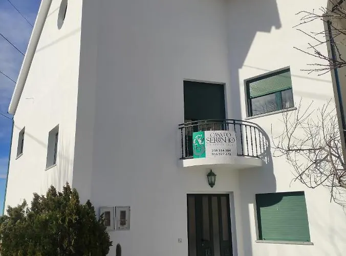 מלון Casa Do Serrinho *